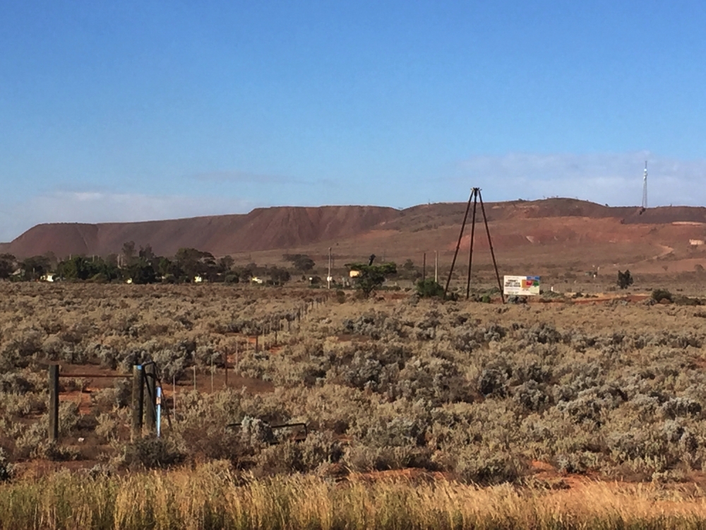 Looking over the tiny township of Iron Knob to the tailings of the iron ore mine behind.
